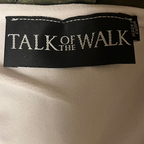 🍭 3/$30 white silver glitter glam tank top with ruched sides - Picture 14 of 15